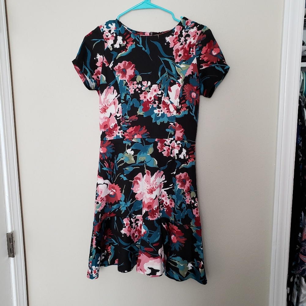 Gorgeous Floral Dress SM